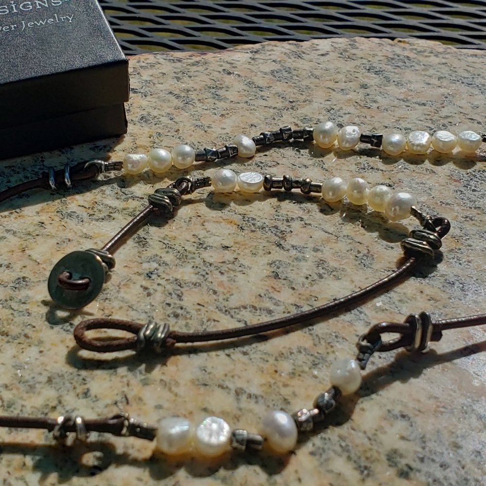 Silpada Sterling Silver Pearl Leather bracelet